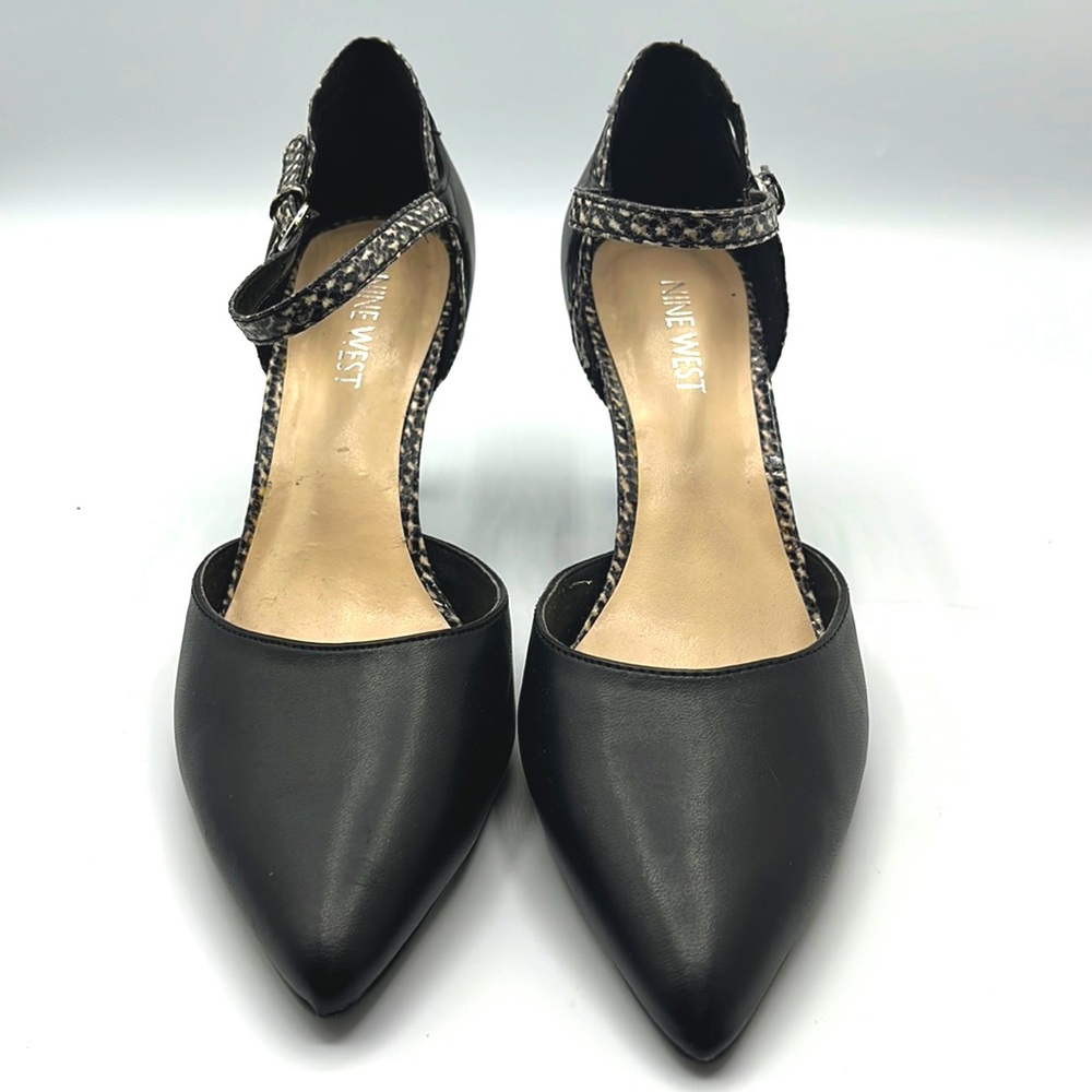 Black Nine West heels with snake skin details EUC size 6.5